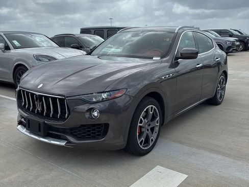 Used 2017 Maserati Levante w/ Luxury Package AWD/4WD image 1