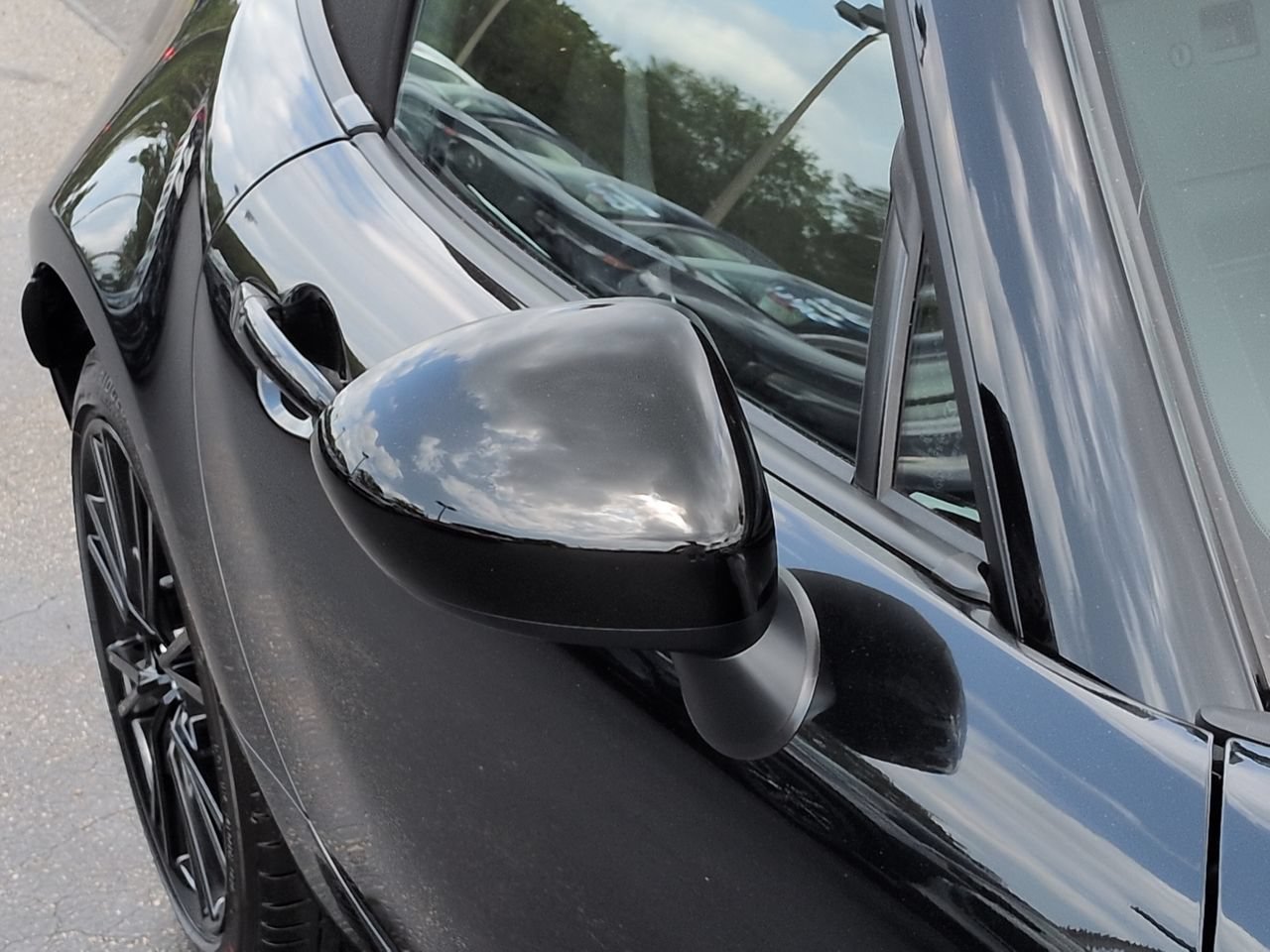 New 2026 MAZDA MX-5 Miata Club w/ Interior Package RWD image 12