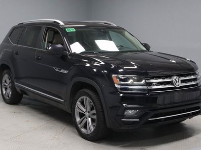 Used 2018 Volkswagen Atlas SEL w/ R-Line Package