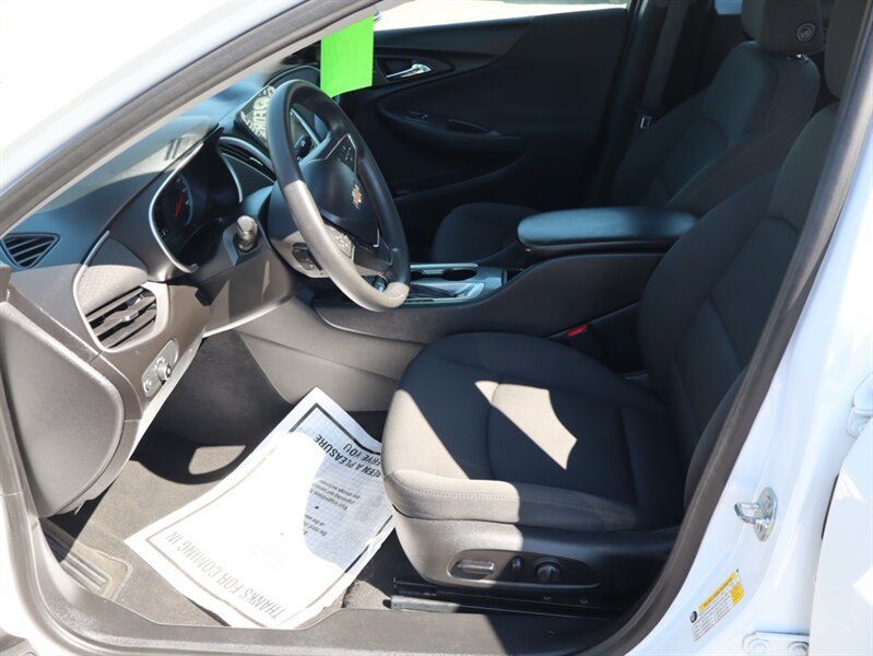 Used 2020 Chevrolet Malibu LS w/ Driver Confidence Package II FWD image 16