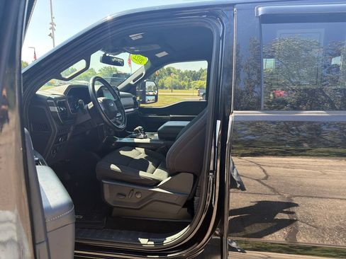 Used 2022 Ford F150 XLT w/ Equipment Group 302A High AWD/4WD image 11