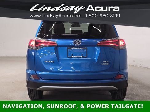 Used 2018 Toyota RAV4 XLE image 5