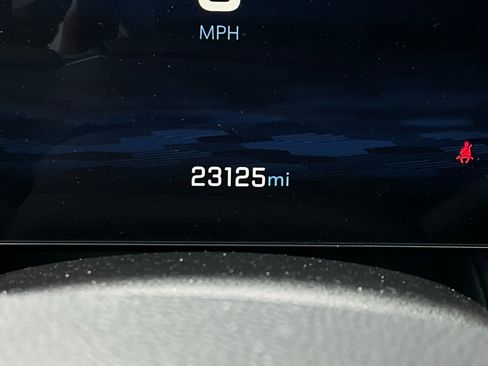 Used 2025 Chevrolet Equinox LT image 37