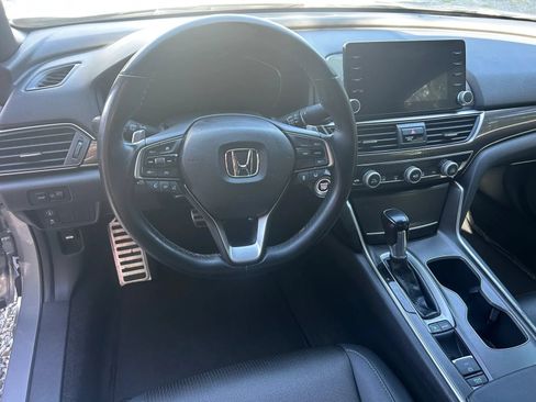 Used 2019 Honda Accord Sport image 18