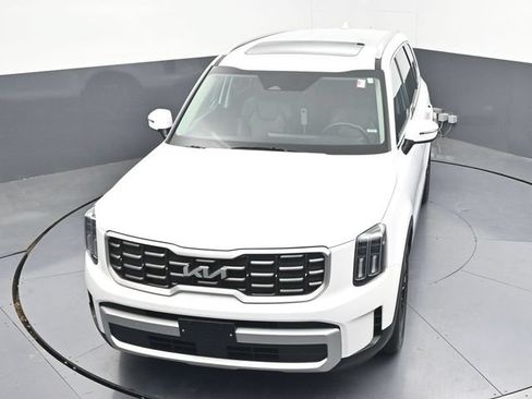 Used 2025 Kia Telluride S FWD image 40