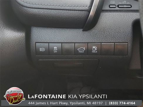 Used 2021 Toyota Camry LE image 15