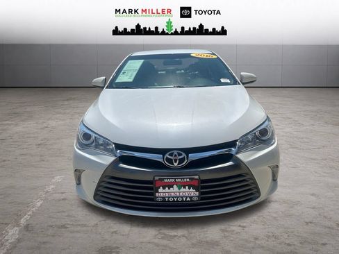 Used 2016 Toyota Camry XLE FWD image 9