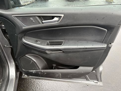 Used 2022 Ford Edge SEL AWD/4WD image 17