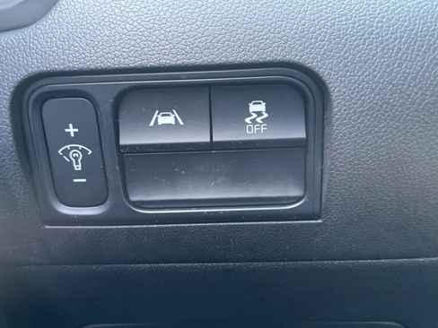 Used 2022 Kia Sorento S image 26