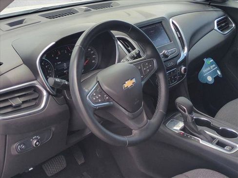 Certified 2024 Chevrolet Equinox LT FWD image 10