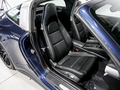 Used 2016 Porsche 911 Targa 4 image 25