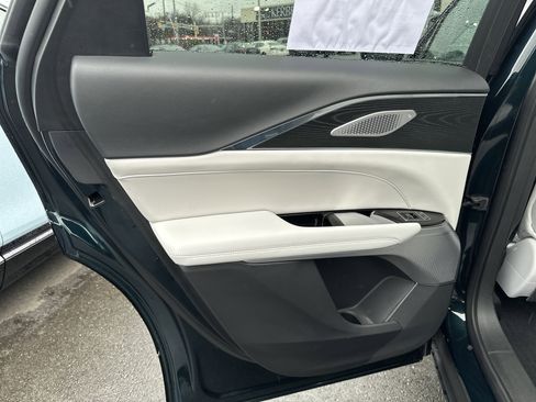 Used 2024 Cadillac Lyriq Sport image 22