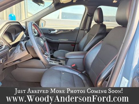 Used 2024 Ford Escape ST-Line w/ Tech Pack #1 image 9
