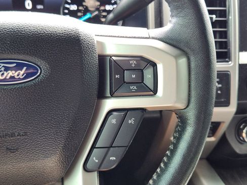 Used 2021 Ford F250 Lariat image 32