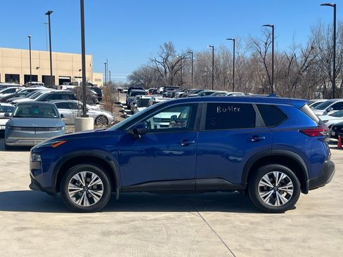 Used 2023 Nissan Rogue SV image 6