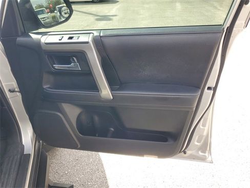 Used 2019 Toyota 4Runner SR5 image 35