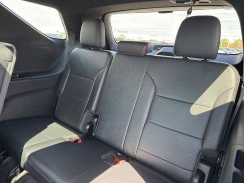 Certified 2024 Chevrolet Traverse RS w/ LPO, Floor Liner Package AWD/4WD image 36