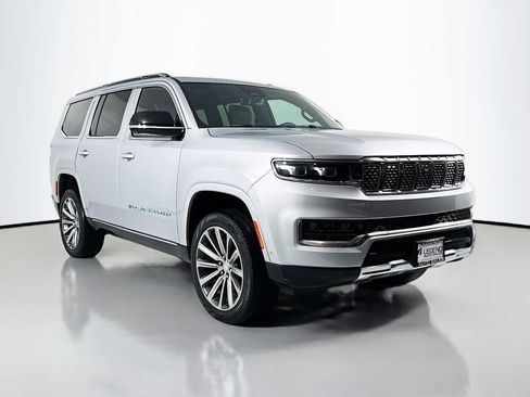 Used 2023 Jeep Grand Wagoneer Series II image 3