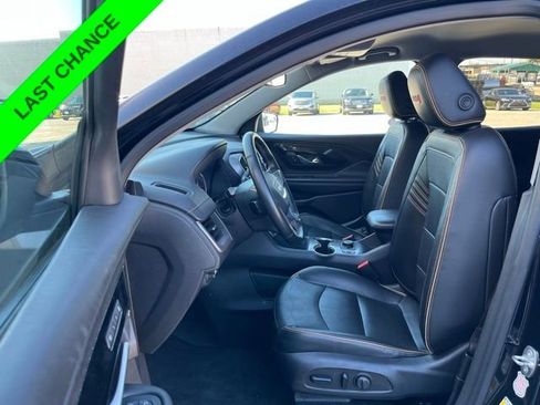 Used 2023 GMC Terrain AT4 image 15