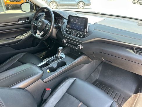 Used 2022 Nissan Altima 2.5 SR FWD image 30