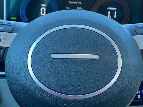 New 2026 Hyundai Tucson Blue SE AWD/4WD image 18
