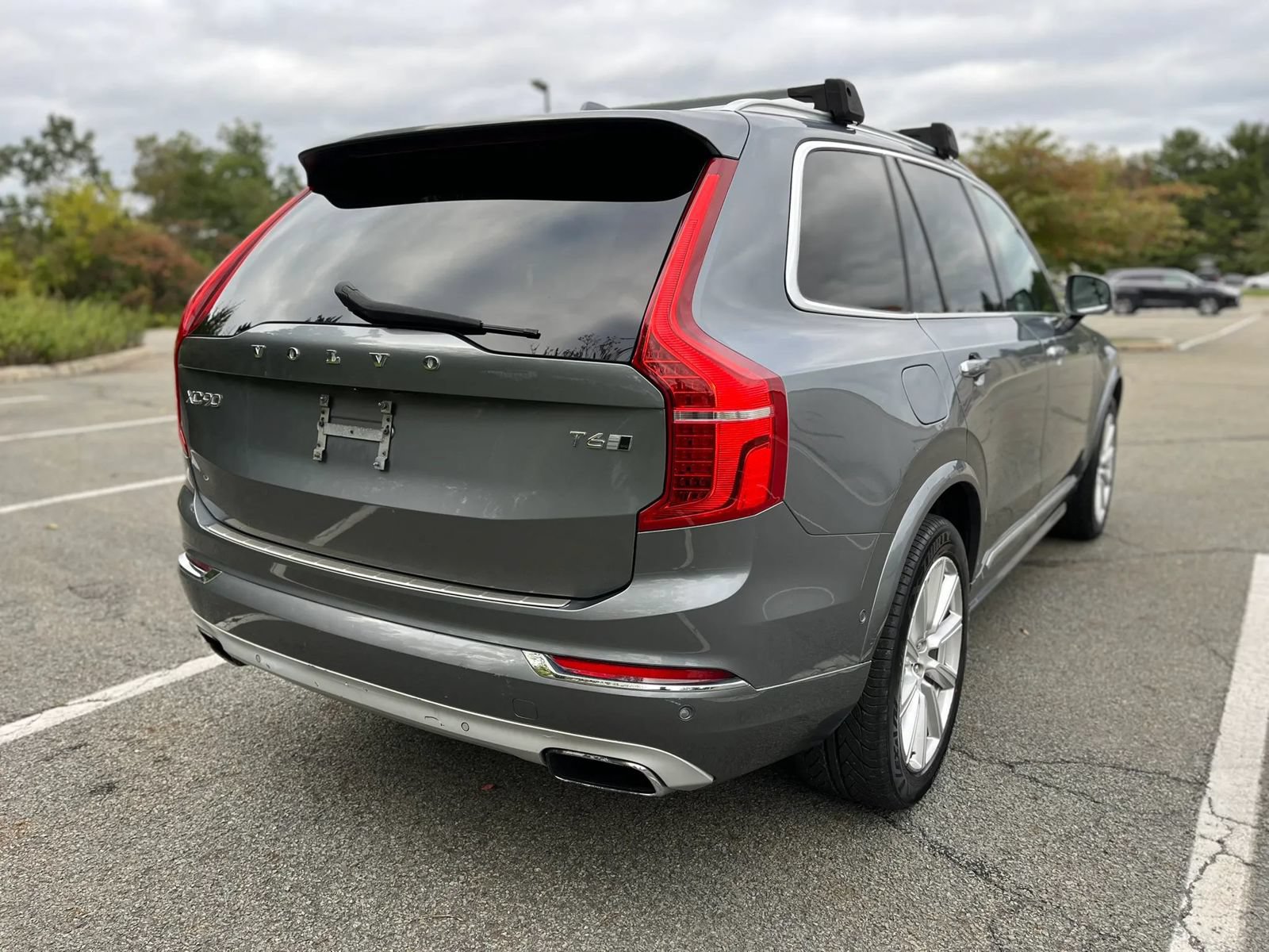 Used 2016 Volvo XC90 T6 Inscription w/ Protection Package Plus AWD/4WD image 6