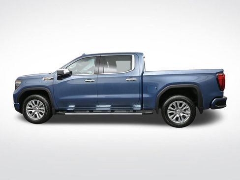 Used 2024 GMC Sierra 1500 Denali w/ Technology Package AWD/4WD image 2
