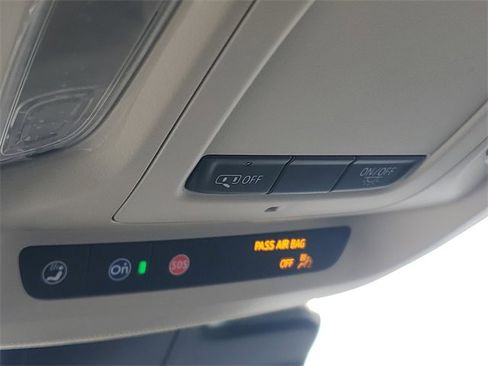 Certified 2023 Buick Envision Preferred image 31