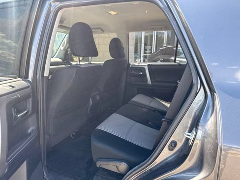 Used 2018 Toyota 4Runner SR5 RWD image 7