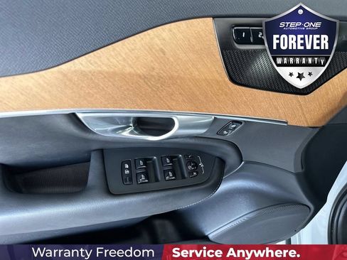 Used 2024 Volvo XC90 B6 Plus w/ Protection Package Premier AWD/4WD image 11