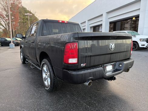 Used 2019 RAM 1500 Express w/ Express Value Package image 8