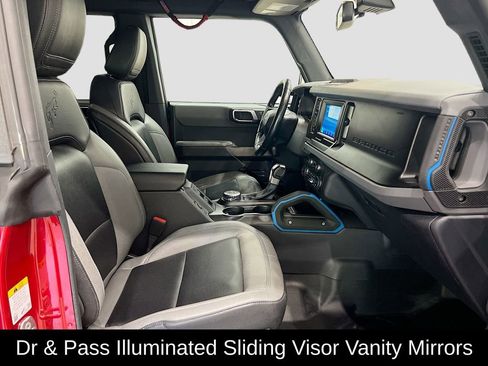 Used 2021 Ford Bronco Black Diamond image 14