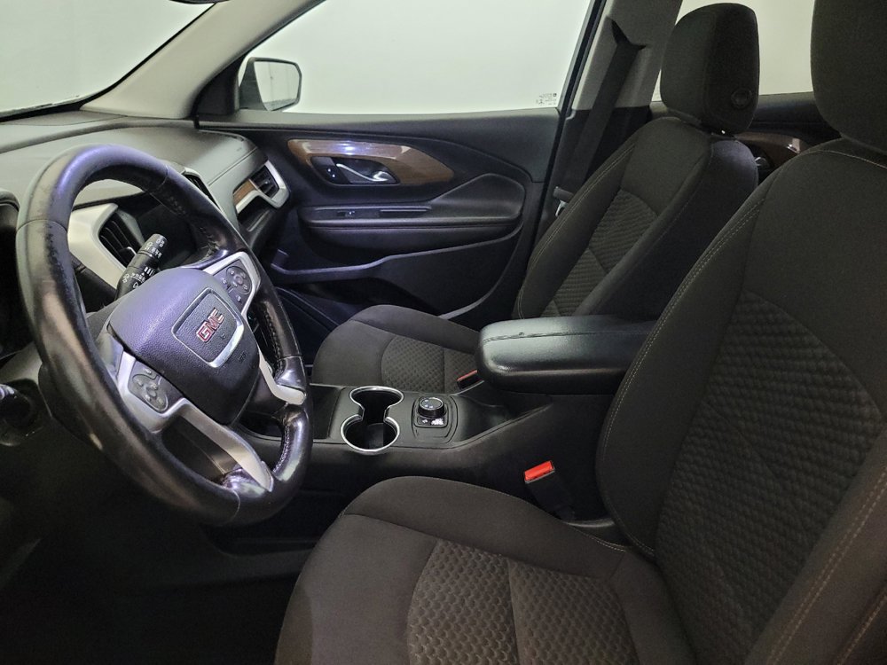 Used 2021 GMC Terrain SLE AWD/4WD image 17