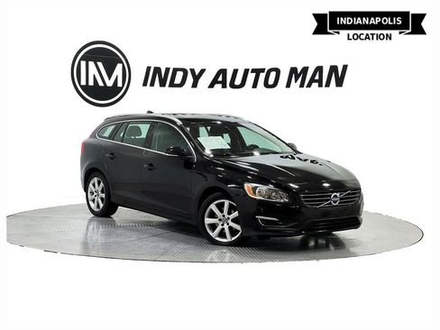 Used 2016 Volvo V60 T5 Premier image 1