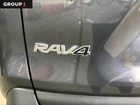 Used 2023 Toyota RAV4 XLE w/ Convenience Package image 10