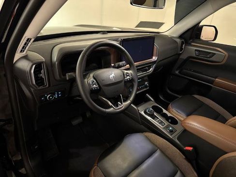 Certified 2025 Ford Bronco Sport Outer Banks AWD/4WD image 4