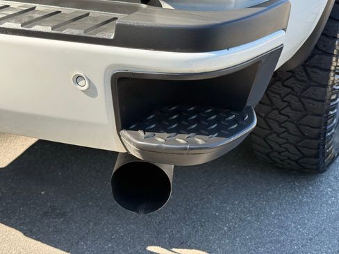 Used 2019 GMC Sierra 3500 Denali w/ Duramax Plus Package image 13