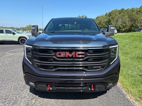 Used 2022 GMC Sierra 1500 AT4 image 6