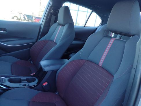 Used 2024 Toyota Corolla SE image 15