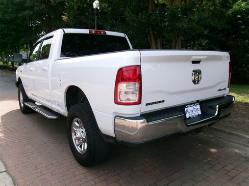 Used 2022 RAM 2500 Big Horn AWD/4WD image 5