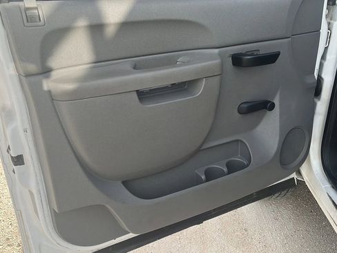 Used 2012 Chevrolet Silverado 2500 W/T RWD image 11