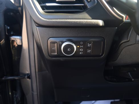 Used 2020 Ford Escape SEL image 8