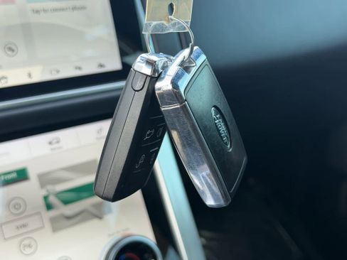 Used 2020 Land Rover Range Rover HSE image 27