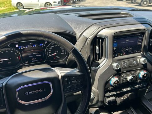 Used 2019 GMC Sierra 1500 Denali w/ Technology Package AWD/4WD image 22