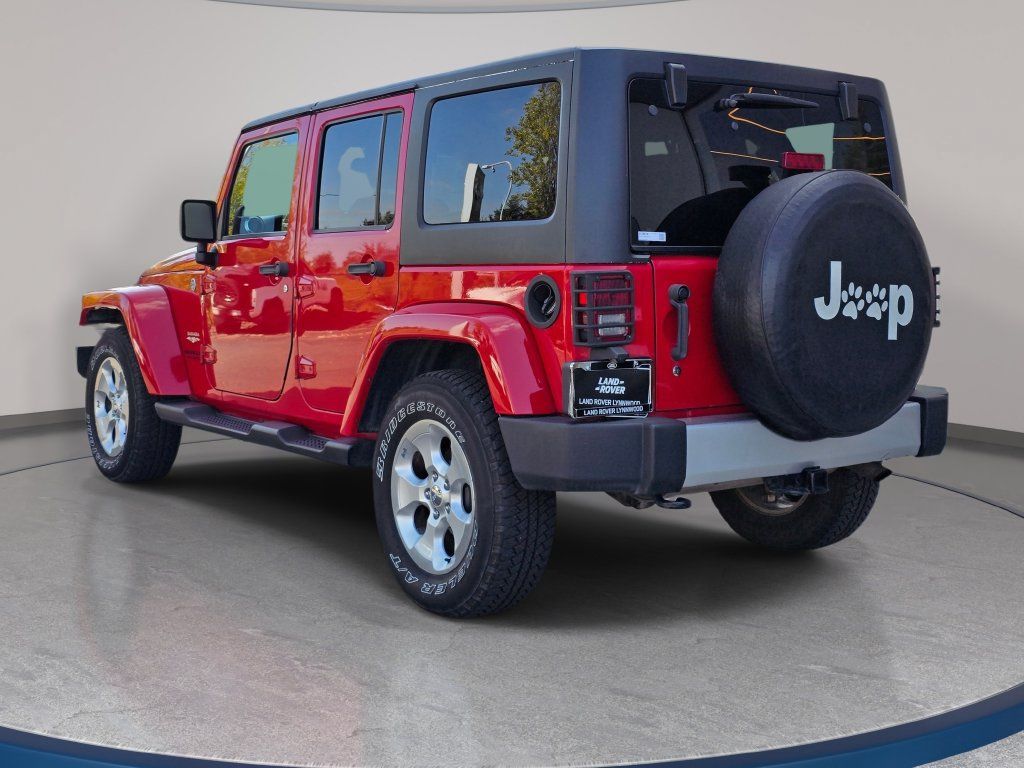 Used 2013 Jeep Wrangler Unlimited Sahara AWD/4WD image 8