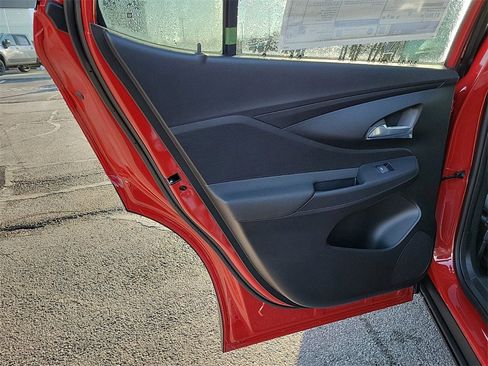 New 2026 Buick Envista Preferred image 13