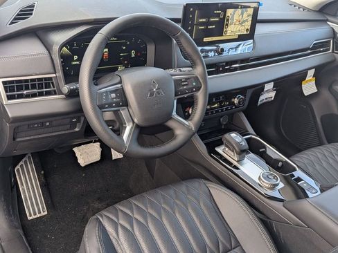 New 2026 Mitsubishi Outlander SEL AWD/4WD image 11