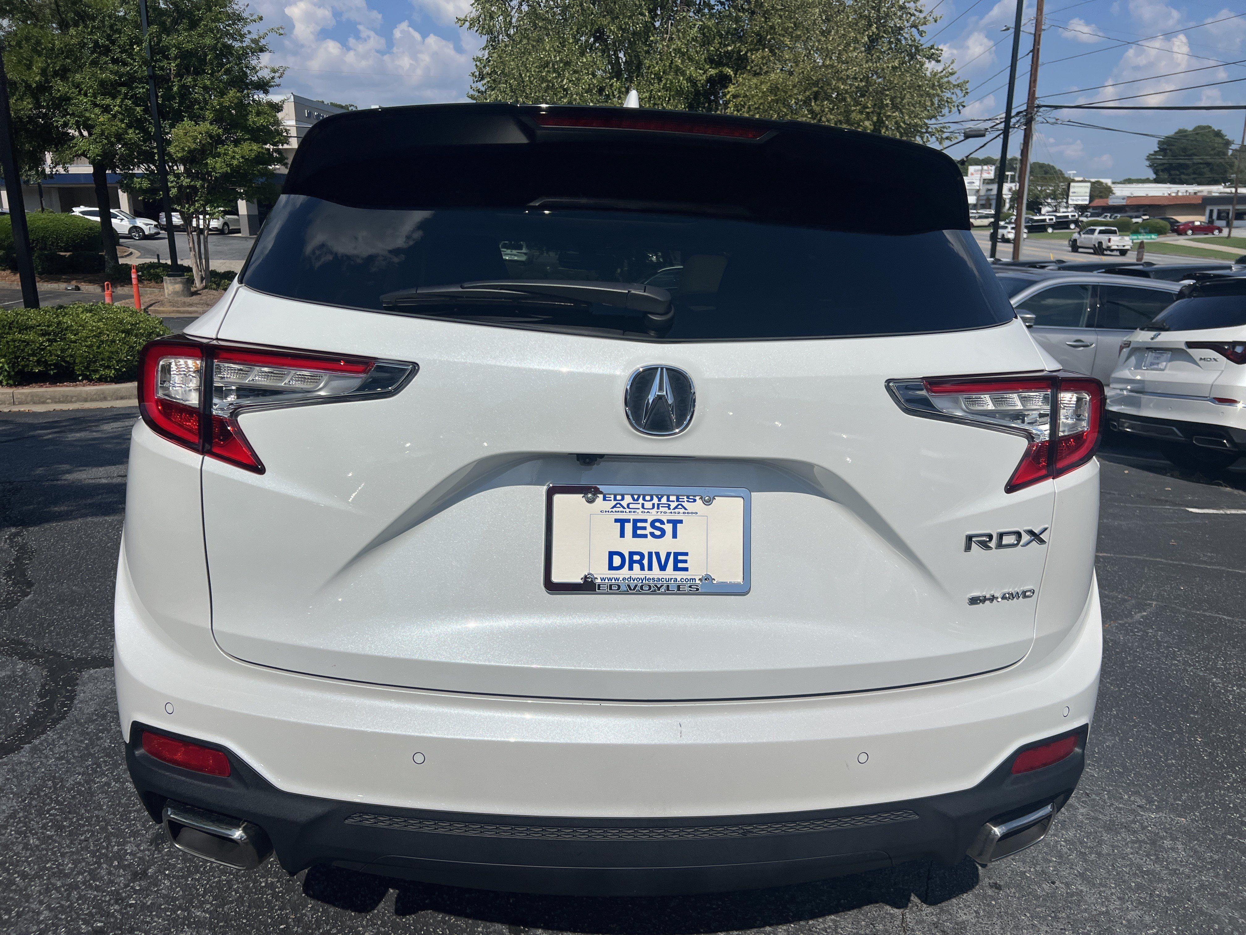 Used 2024 Acura RDX w/ Technology Package AWD/4WD image 4