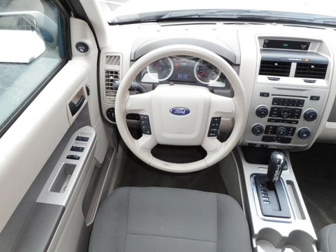 Used 2009 Ford Escape 4WD Hybrid image 19