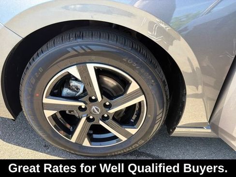 Used 2024 Nissan Sentra SV FWD image 29